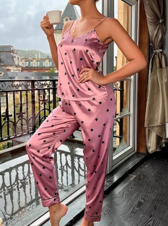 Pyjamas-sæt i satin til kvinder