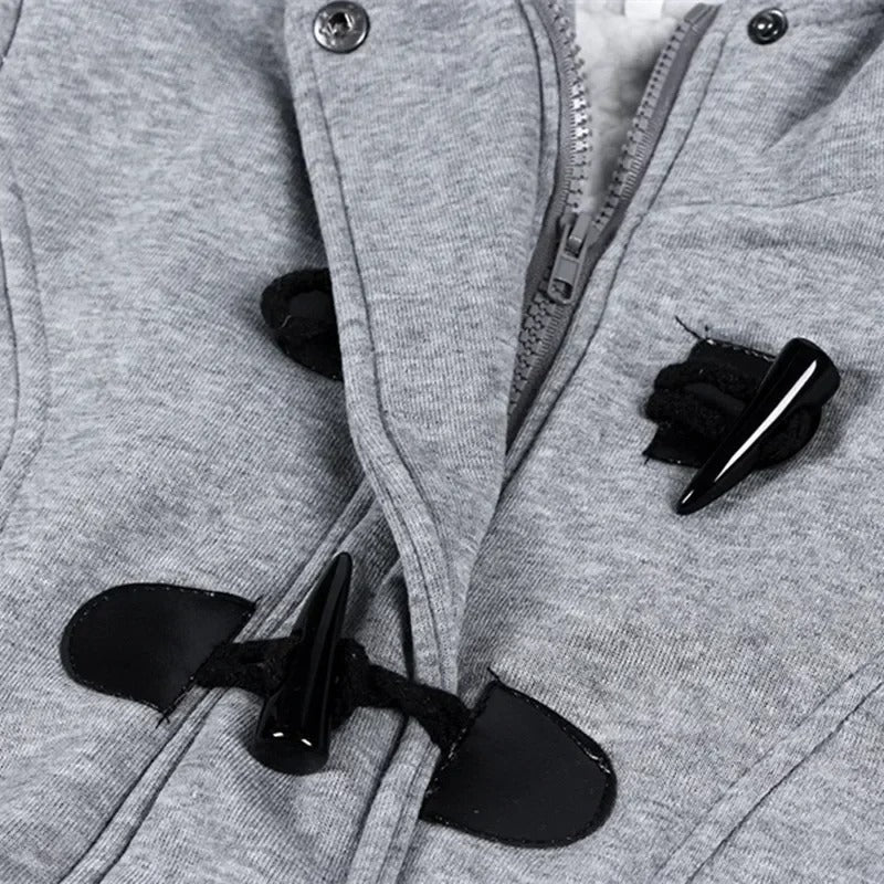 Afslappet hættetrøje med knapper til kvinder